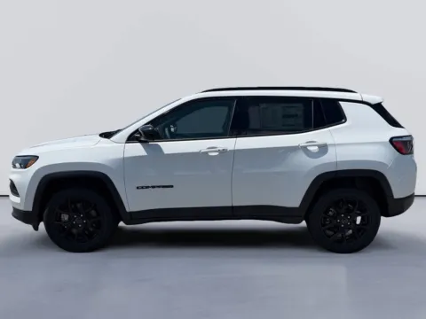Photos of 2026 Jeep Compass Latitude Altitude for sale in Morristown, TN at Farris Jeep - Morristown