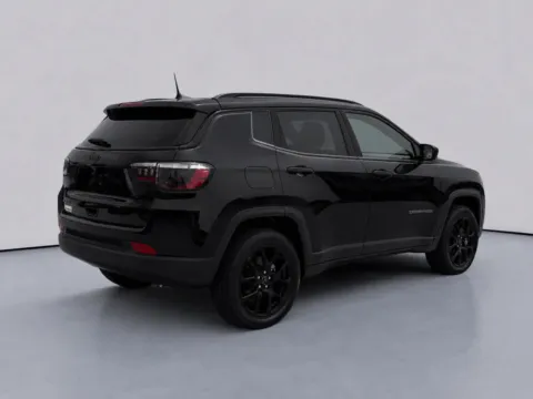 More photos of 2026 Jeep Compass Latitude Altitude at Farris Jeep - Morristown, TN
