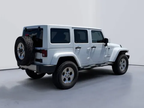 More photos of 2012 Jeep Wrangler Unlimited Sahara at Farris Jeep - Morristown, TN
