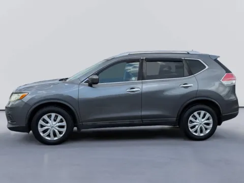 Photos of 2016 Nissan Rogue S for sale in Morristown, TN at Farris Jeep - Morristown