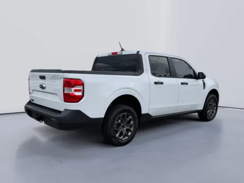 More photos of 2024 Ford Maverick XLT at Farris Jeep - Morristown, TN
