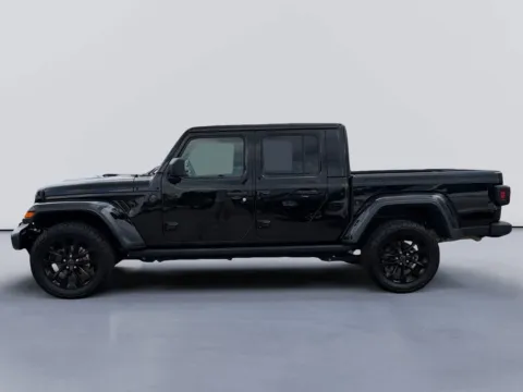 Photos of 2024 Jeep Gladiator Sport for sale in Morristown, TN at Farris Jeep - Morristown