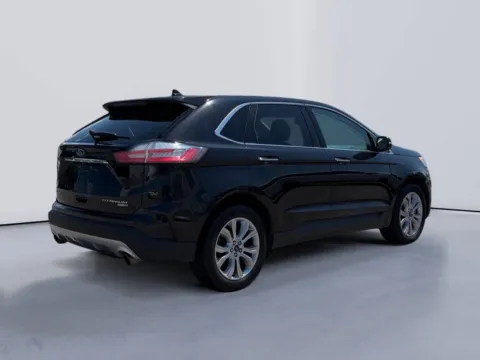 More photos of 2019 Ford Edge Titanium at Farris Jeep - Morristown, TN