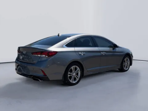 More photos of 2019 Hyundai Sonata Limited at Farris Jeep - Morristown, TN