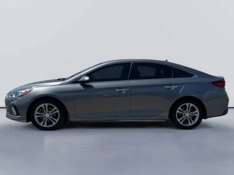 Photos of 2019 Hyundai Sonata Limited for sale in Morristown, TN at Farris Jeep - Morristown