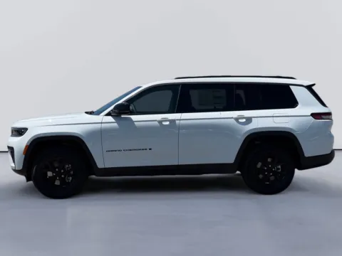 Photos of 2026 Jeep Grand Cherokee L Laredo Altitude for sale in Morristown, TN at Farris Jeep - Morristown