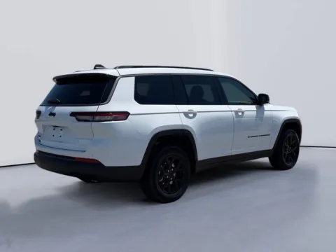 More photos of 2026 Jeep Grand Cherokee L Laredo Altitude at Farris Jeep - Morristown, TN
