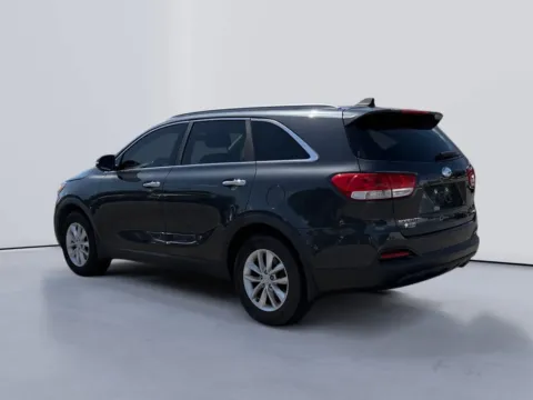 Another view of 2018 Kia Sorento LX for sale in Morristown, TN at Farris Jeep - Morristown