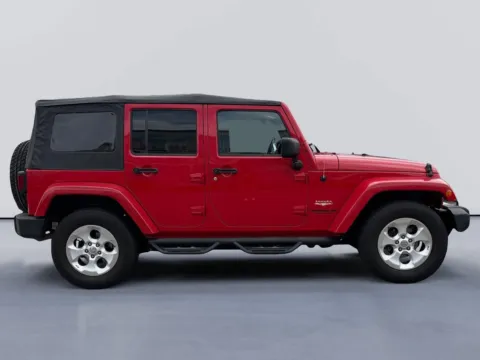 More photos of 2013 Jeep Wrangler Unlimited Sahara at Farris Jeep - Morristown, TN