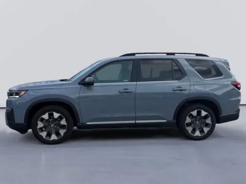 Photos of 2026 Honda Pilot Elite for sale in Morristown, TN at Farris Jeep - Morristown