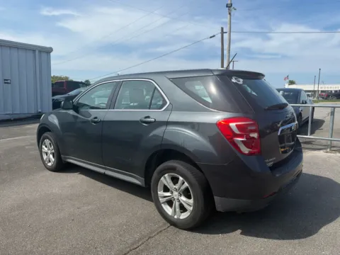 More photos of 2017 Chevrolet Equinox LS at Farris Jeep - Morristown, TN