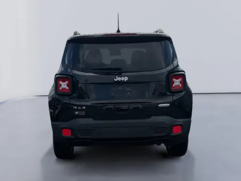 More photos of 2018 Jeep Renegade Latitude at Farris Jeep - Morristown, TN