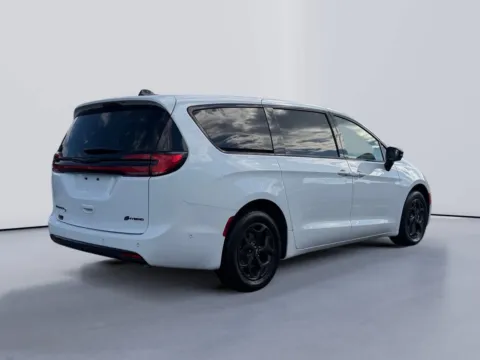 More photos of 2024 Chrysler Pacifica Hybrid S Appearance Pkg at Farris Jeep - Morristown, TN