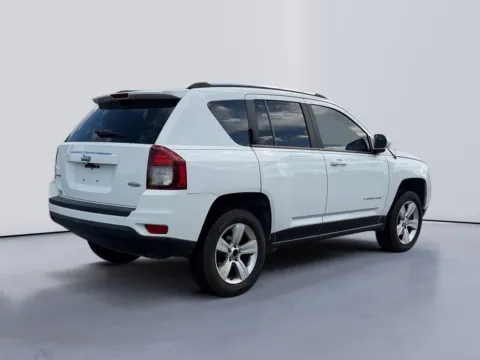 More photos of 2014 Jeep Compass Latitude at Farris Jeep - Morristown, TN