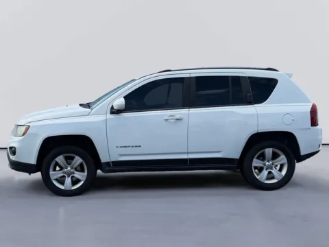 Photos of 2014 Jeep Compass Latitude for sale in Morristown, TN at Farris Jeep - Morristown