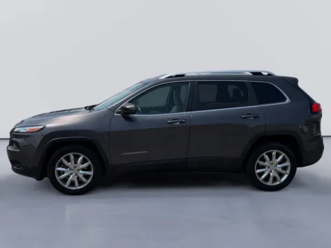 Photos of 2016 Jeep Cherokee Limited for sale in Morristown, TN at Farris Jeep - Morristown