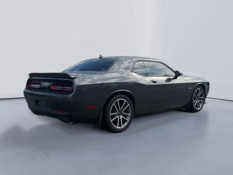 More photos of 2022 Dodge Challenger R/T at Farris Jeep - Morristown, TN