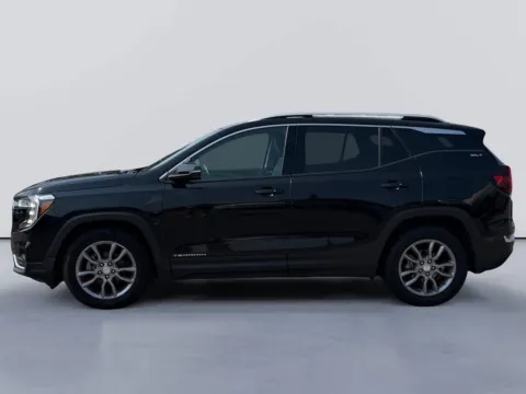 Photos of 2024 GMC Terrain SLT for sale in Morristown, TN at Farris Jeep - Morristown