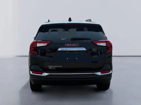 More photos of 2024 GMC Terrain SLT at Farris Jeep - Morristown, TN