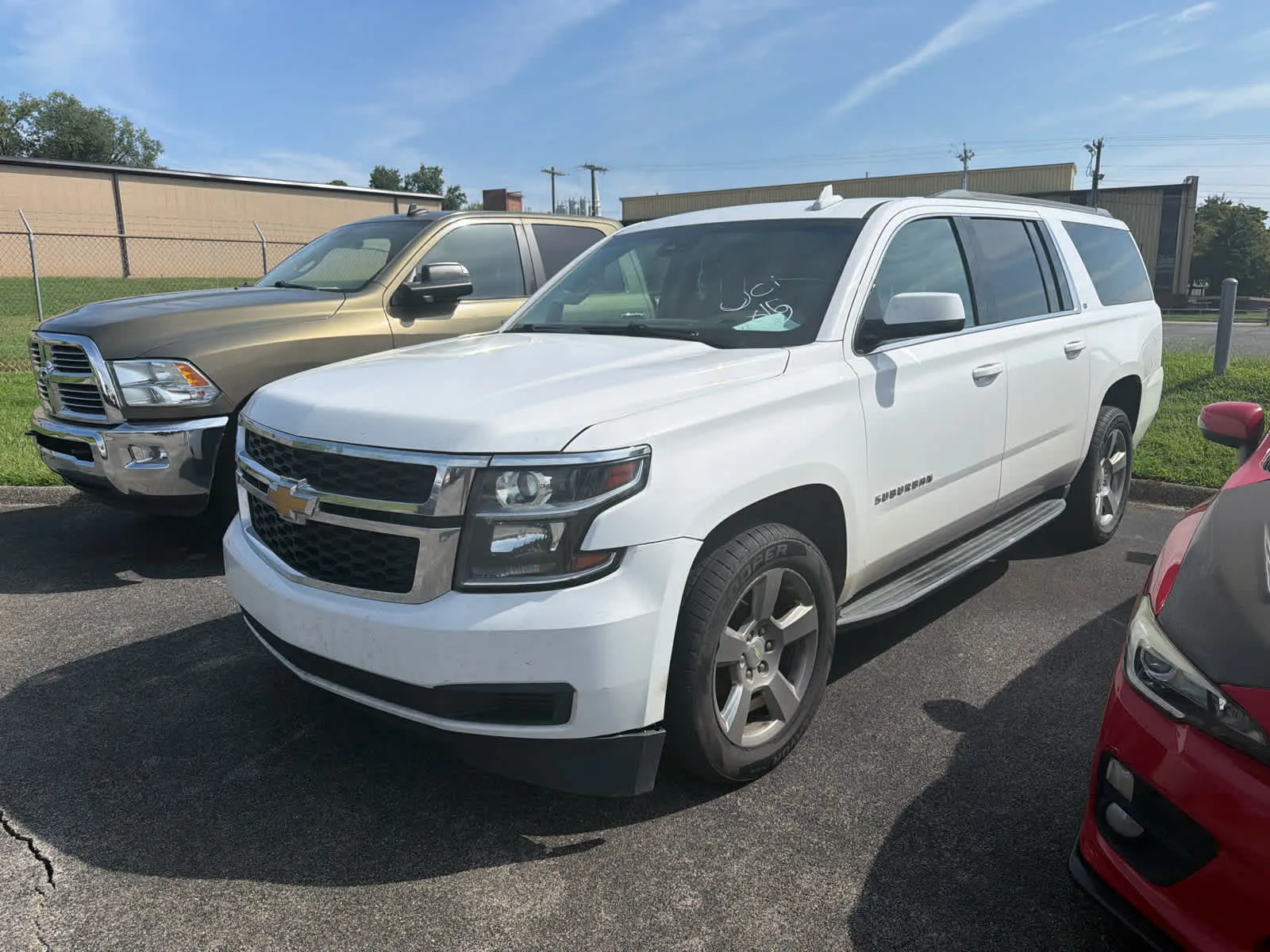 White 2018 Chevrolet Suburban LT for sale in Morristown, TN