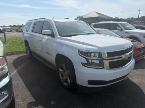 Photos of 2018 Chevrolet Suburban LT for sale in Morristown, TN at Farris Jeep - Morristown