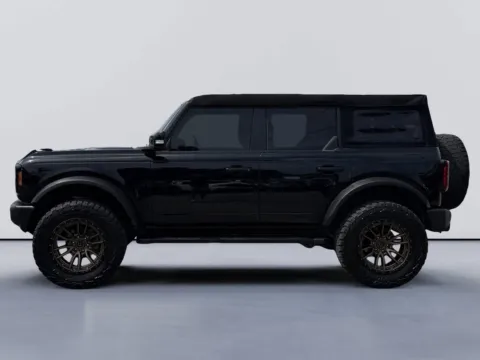 Photos of 2022 Ford Bronco Outer Banks for sale in Morristown, TN at Farris Jeep - Morristown