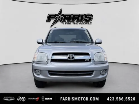 More photos of 2005 Toyota Sequoia Limited at Farris Jeep - Morristown, TN