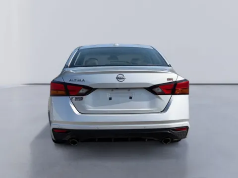 More photos of 2024 Nissan Altima 2.5 SR at Farris Jeep - Morristown, TN