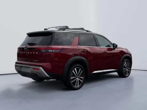 More photos of 2024 Nissan Pathfinder Platinum at Farris Jeep - Morristown, TN