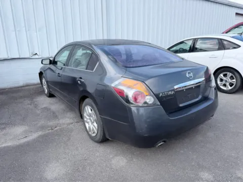 Photos of 2011 Nissan Altima 2.5 for sale in Morristown, TN at Farris Jeep - Morristown