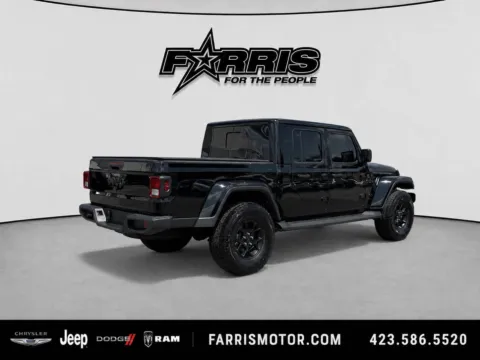 More photos of 2025 Jeep Gladiator High Tide at Farris Jeep - Morristown, TN
