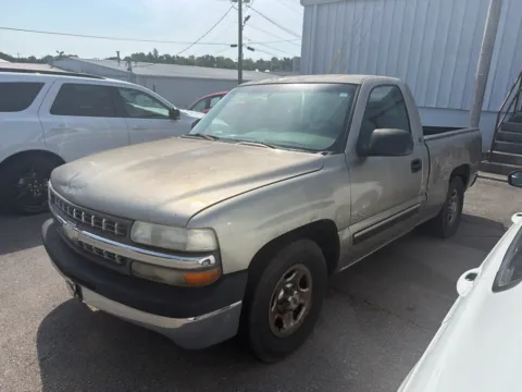 Gray 2000 Chevrolet Silverado 1500 for sale in Morristown, TN