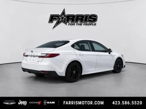 More photos of 2025 Toyota Camry SE at Farris Jeep - Morristown, TN