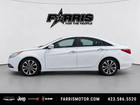 Photos of 2014 Hyundai Sonata SE for sale in Morristown, TN at Farris Jeep - Morristown