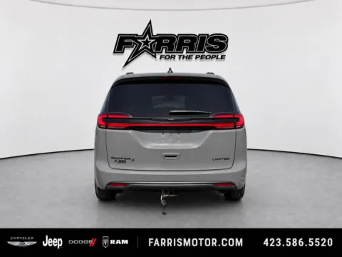 More photos of 2023 Chrysler Pacifica Limited at Farris Jeep - Morristown, TN