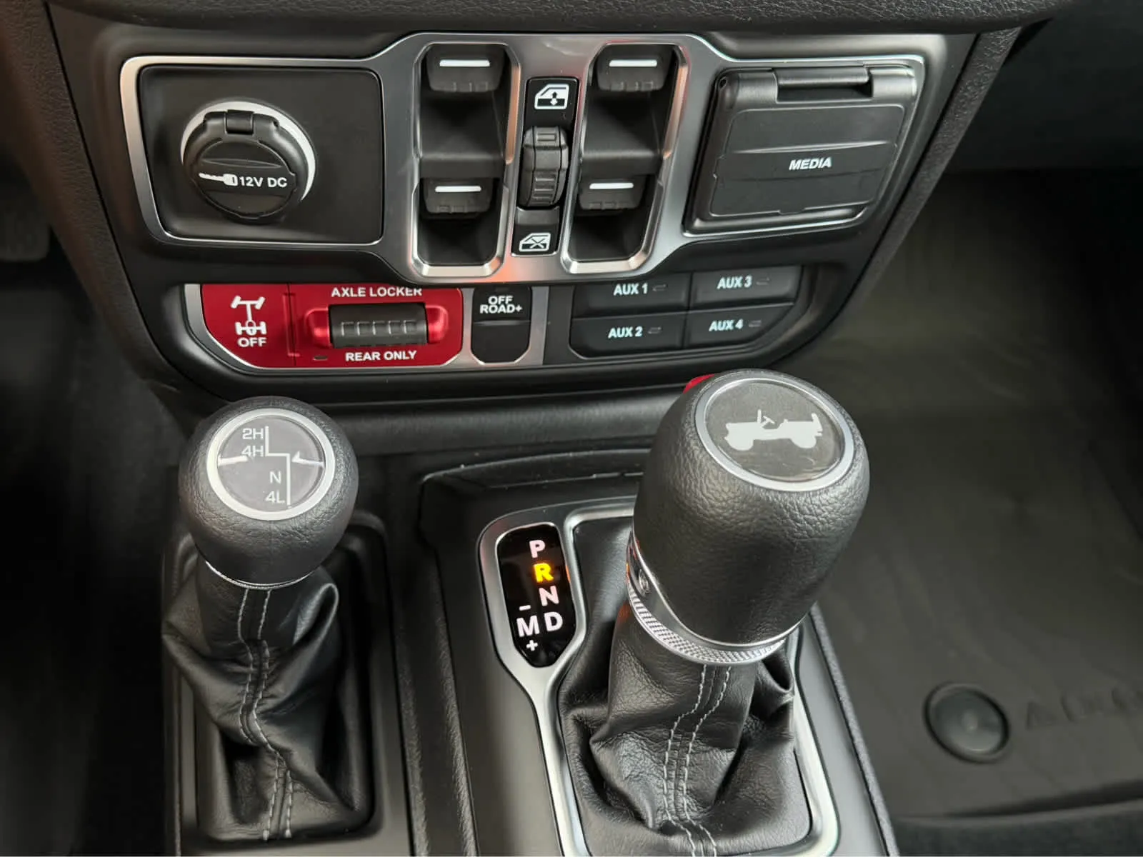 2026 Jeep Wrangler 4-Door Willys - Photo 13