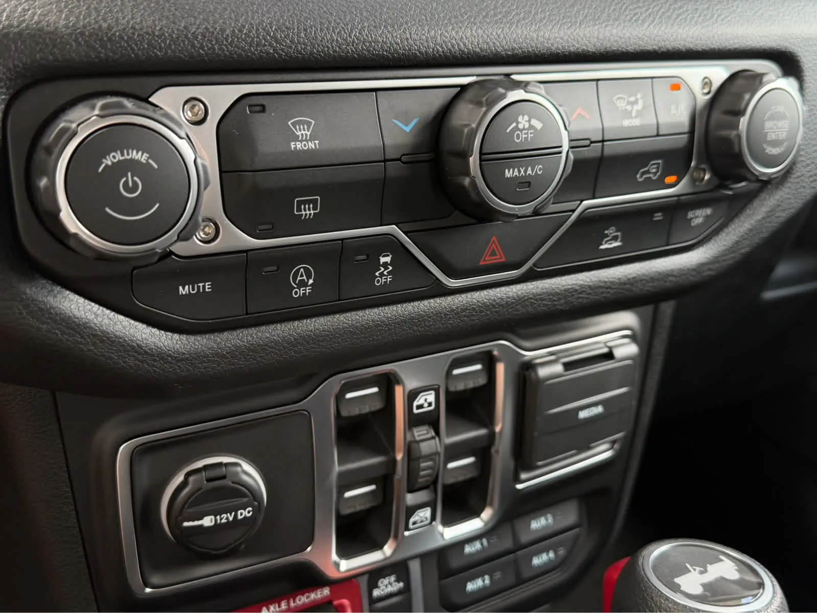 2026 Jeep Wrangler 4-Door Willys - Photo 12