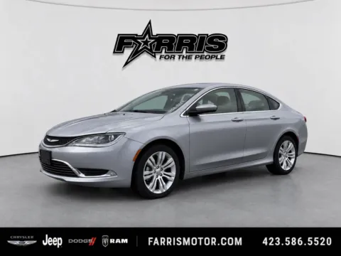 Silver 2015 Chrysler 200 Limited for sale in Morristown, TN