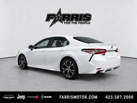 Another view of 2018 Toyota Camry SE for sale in Morristown, TN at Farris Jeep - Morristown