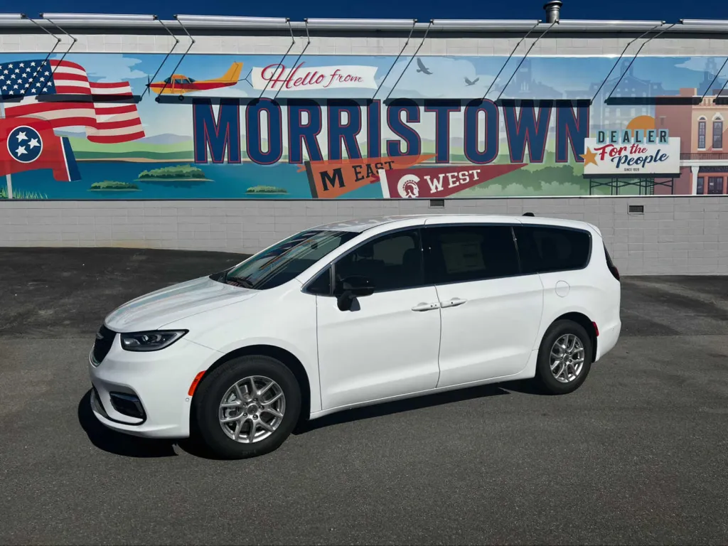 2025 Chrysler Pacifica Select for sale in Morristown, TN