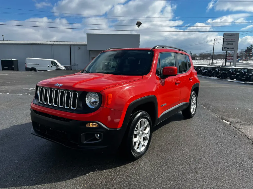 Used 2018 Jeep Renegade Latitude with VIN ZACCJBBB1JPG99039 for sale in Jefferson City, TN