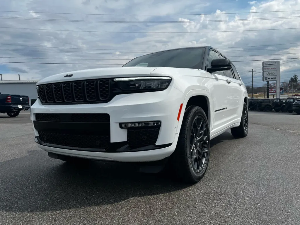 2025 Jeep Grand Cherokee L Summit for sale in Morristown, TN