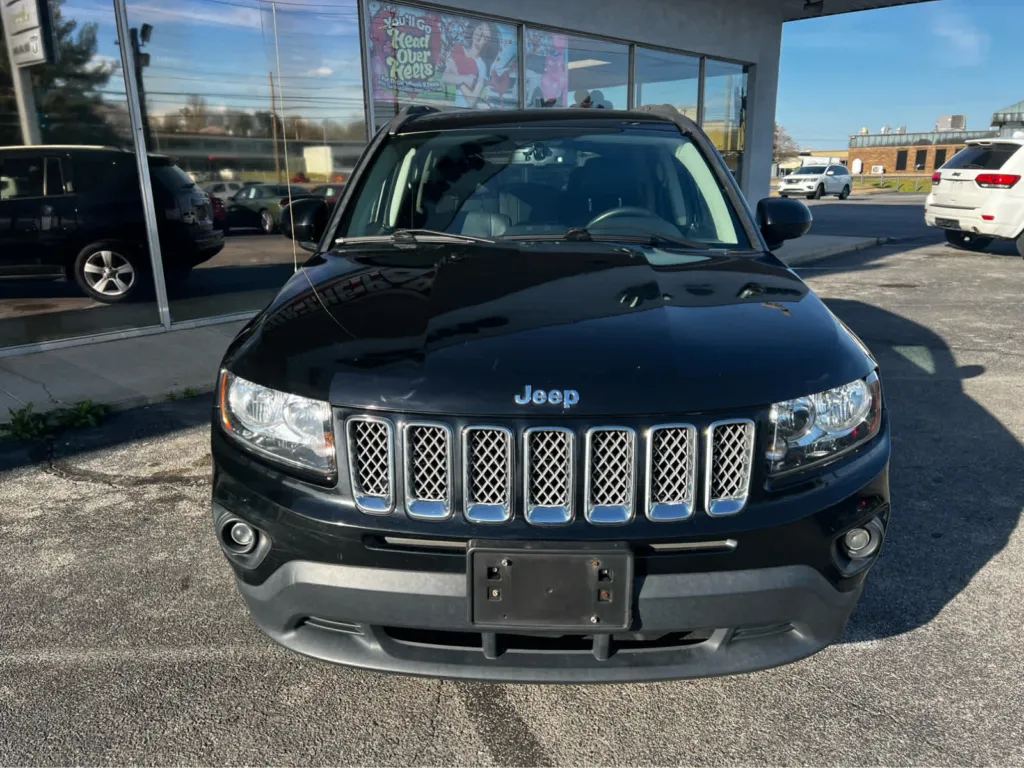 Used 2017 Jeep Compass Latitude with VIN 1C4NJDEB6HD210207 for sale in Jefferson City, TN