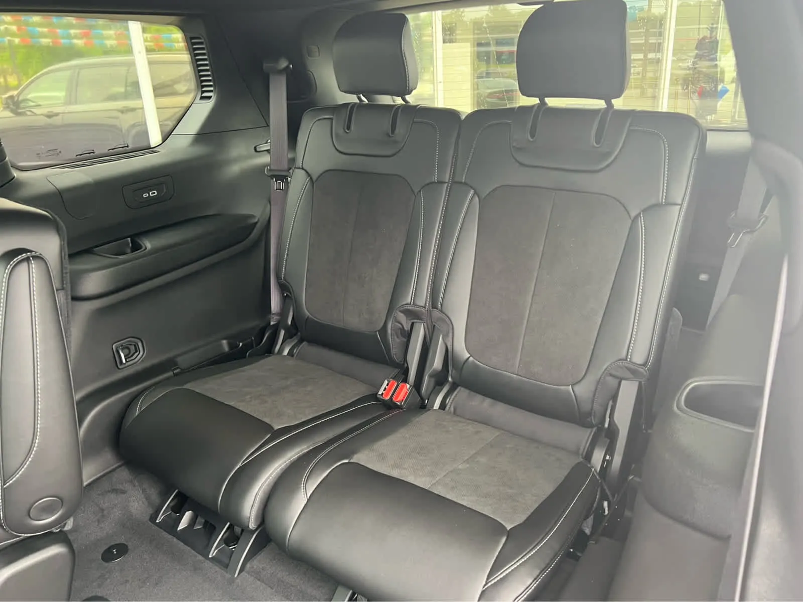 2025 Jeep Grand Cherokee L Altitude - Photo 11