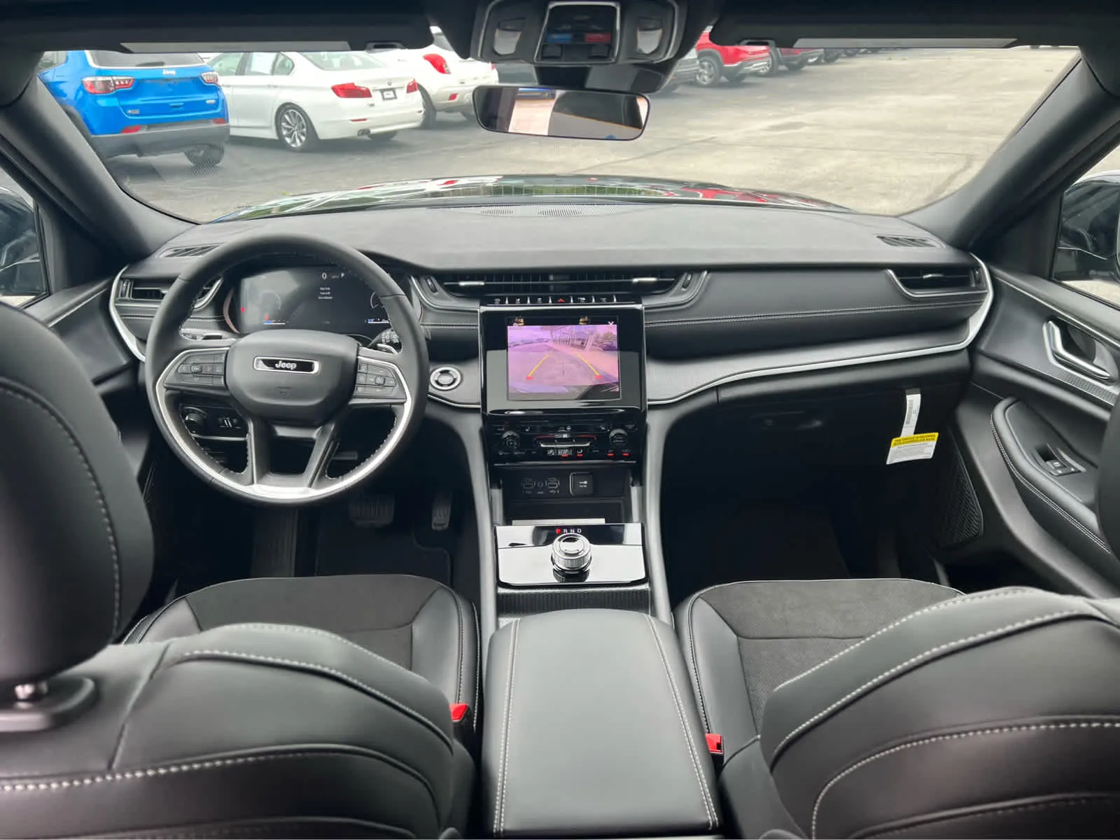 2025 Jeep Grand Cherokee L Altitude - Photo 13