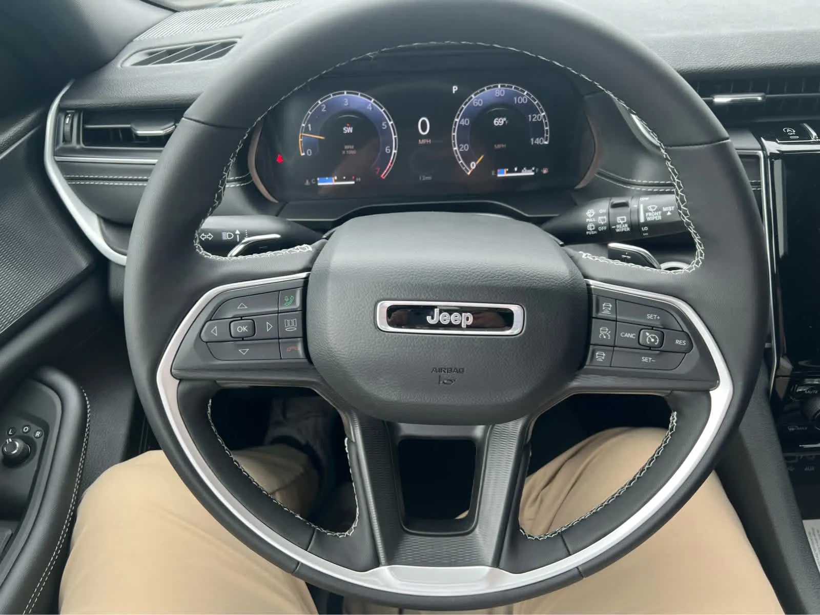 2025 Jeep Grand Cherokee L Altitude - Photo 18