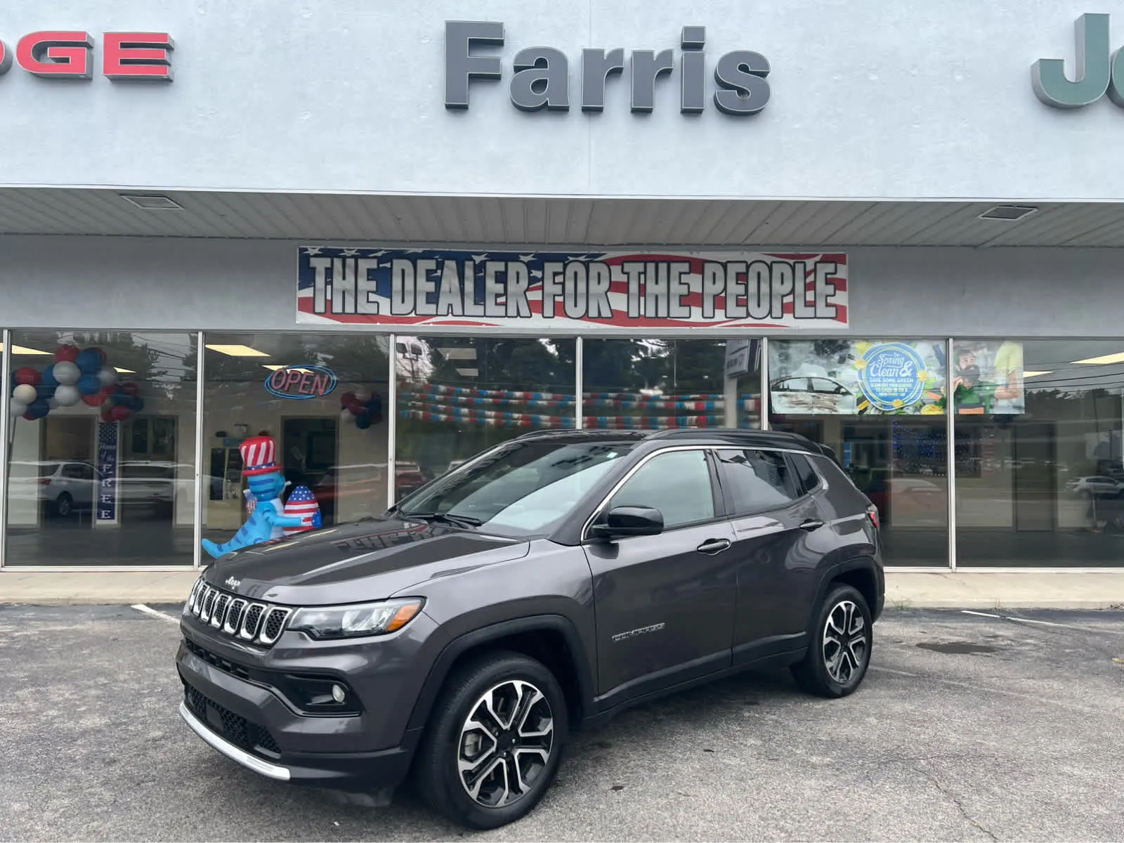 Gray 2023 Jeep Compass Limited for sale in Morristown, TN