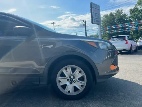 More photos of 2016 Ford Escape S at Farris Jeep - Morristown, TN