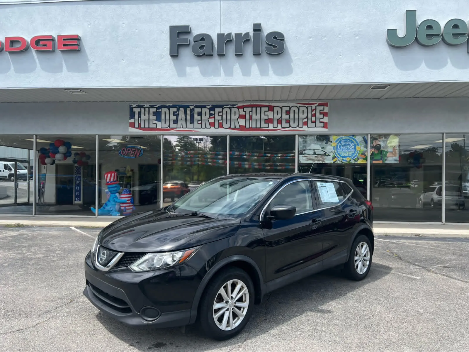 Black 2018 Nissan Rogue Sport S for sale in Morristown, TN