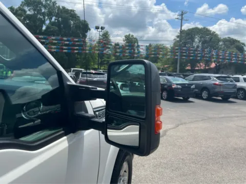 More photos of 2015 Ford Super Duty F-250 SRW XLT at Farris Jeep - Morristown, TN